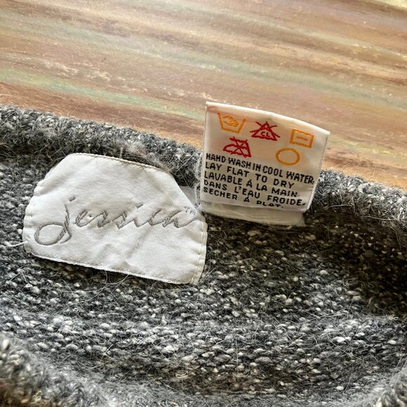 Jessica Silk Angora Knit Pullover Sweater Vintage Grey w/ Beaded Satin Applique - Picture 6 of 7